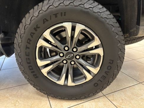 Used 2021 Chevrolet Colorado Z71 RWD image 24