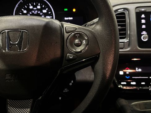 Used 2019 Honda HR-V EX image 18