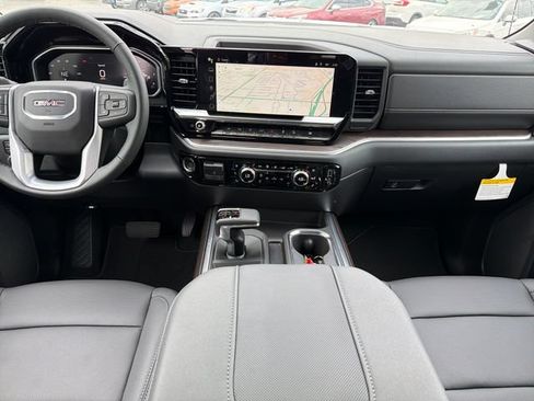New 2026 GMC Sierra 1500 SLT w/ SLT Premium Plus Package AWD/4WD image 9