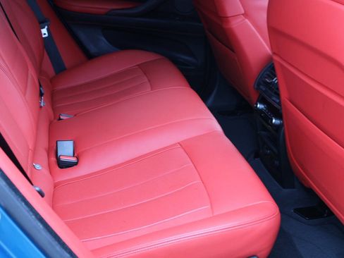 Used 2018 BMW X6 M image 75