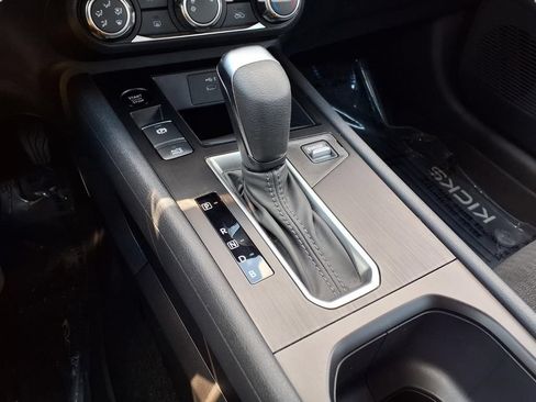 Used 2026 Nissan Kicks S FWD image 11