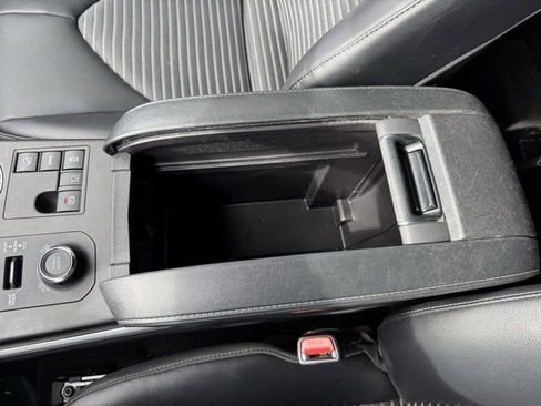 Certified 2023 Toyota Highlander XSE image 26