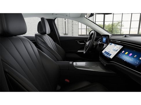 New 2026 Mercedes-Benz E 350 4MATIC Sedan image 4