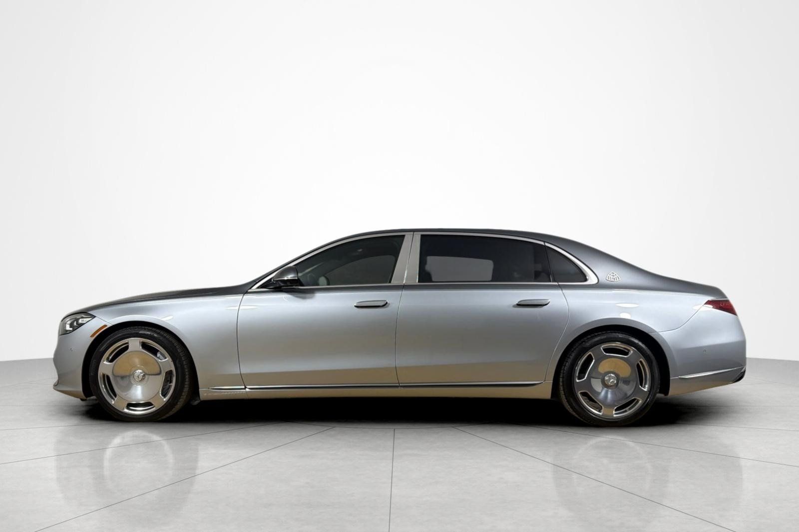Used 2024 Mercedes-Benz Maybach S 580 4MATIC image 2