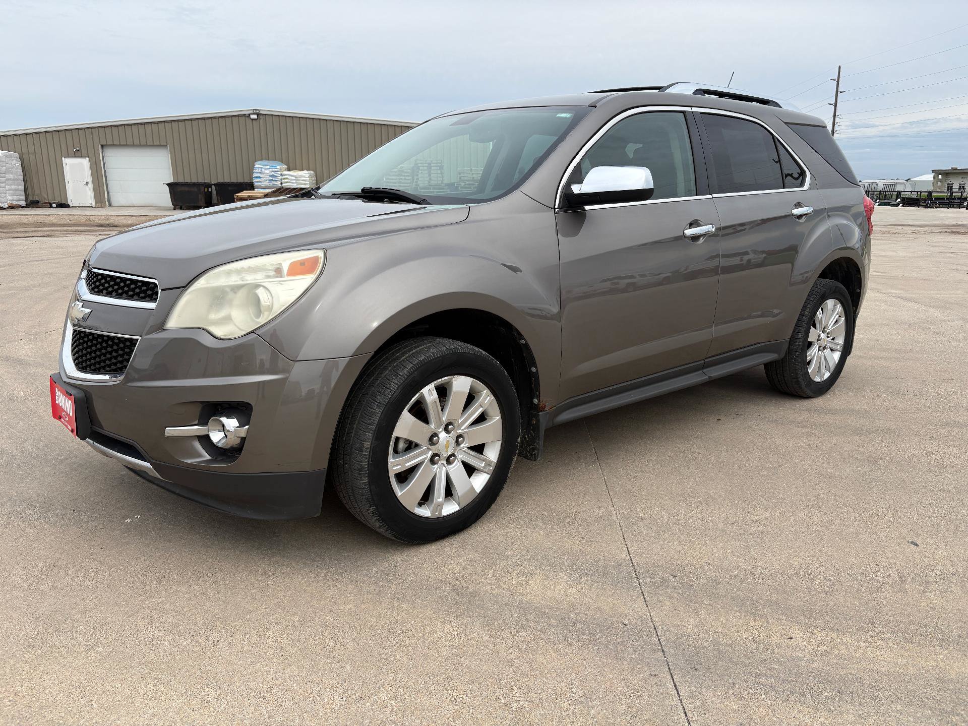 Used 2011 Chevrolet Equinox LTZ AWD/4WD image 2