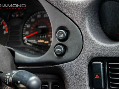 Used 1993 Mitsubishi 3000GT VR-4 image 80