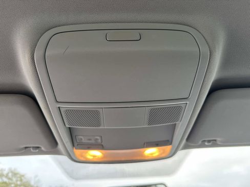 Used 2017 Volkswagen Passat 1.8T S image 25