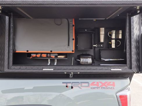 Used 2023 Toyota Tacoma TRD Off-Road w/ TRD Premium Off Road Package AWD/4WD image 20