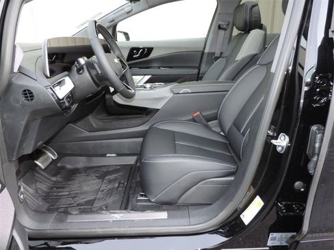 New 2026 Cadillac Optiq Sport 1 image 15