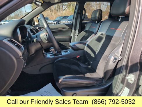 Used 2018 Jeep Grand Cherokee Trailhawk image 11