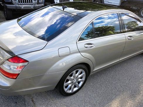 Used 2007 Mercedes-Benz S 550 4MATIC image 14