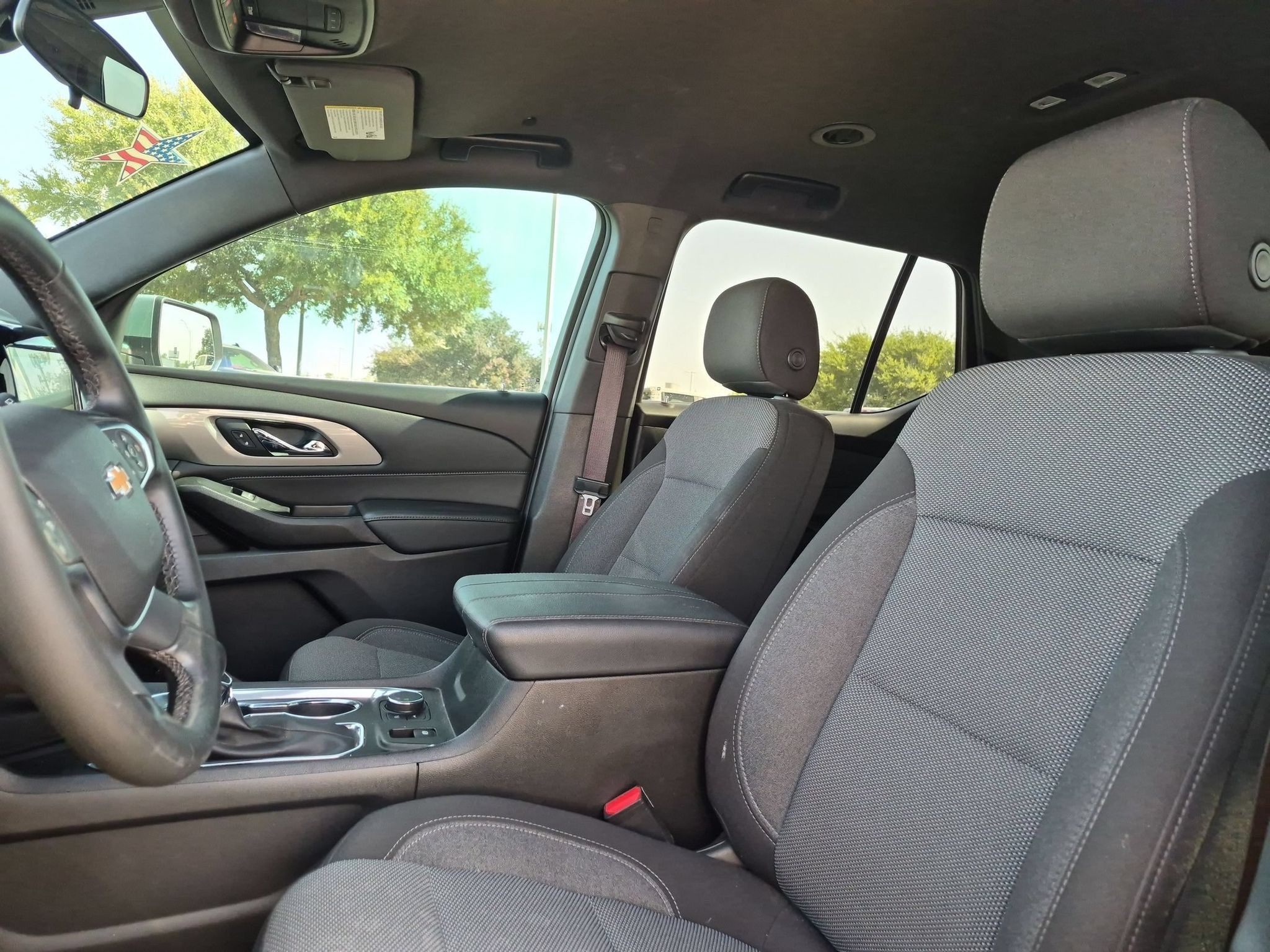 Certified 2023 Chevrolet Traverse LT FWD image 9