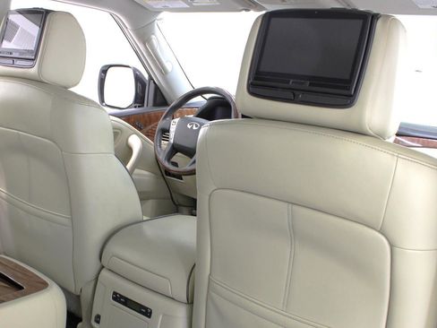 Used 2019 INFINITI QX80 Luxe w/ All-Season Package image 45