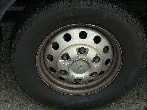 Used 2023 Ford Transit 250 Medium Roof AWD w/ Load Area Protection Package image 10