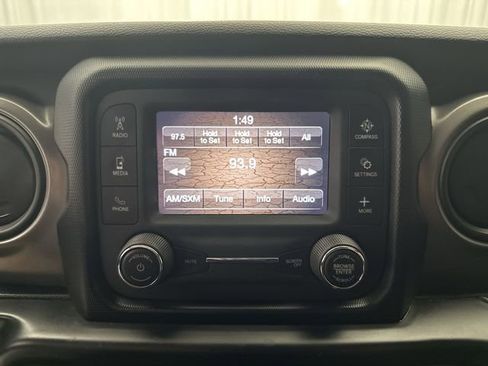 Used 2021 Jeep Wrangler Sport image 16