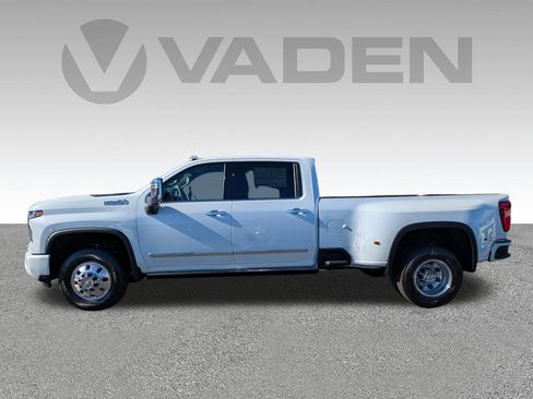 New 2026 Chevrolet Silverado 3500 High Country w/ Technology Package image 29