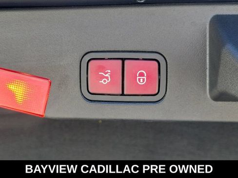 Used 2013 Mercedes-Benz SL 550 image 15