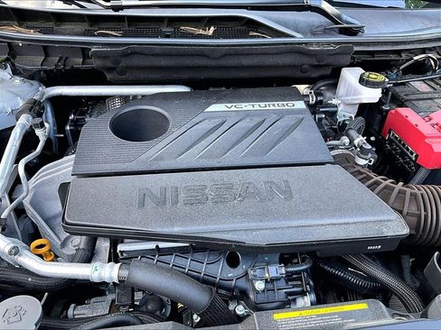 Used 2025 Nissan Rogue SV AWD/4WD image 28