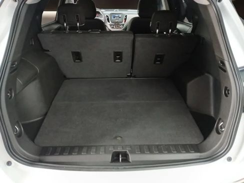 Used 2019 Chevrolet Equinox LS w/ LS Convenience Package FWD image 19