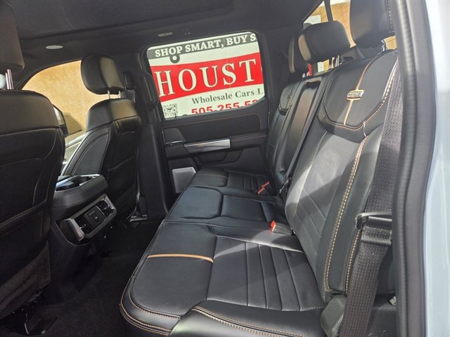 Used 2024 Ford F250 Platinum w/ FX4 Off-Road Package AWD/4WD image 11