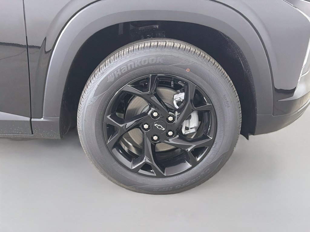 New 2026 Chevrolet Trax LT w/ Driver Confidence Package FWD image 25
