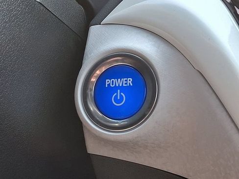 Used 2020 Chevrolet Bolt LT FWD image 26