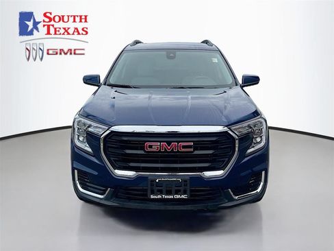Used 2022 GMC Terrain SLE w/ Driver Convenience Package FWD image 1