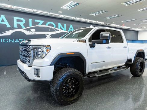 Used 2021 GMC Sierra 2500 Denali w/ Denali Ultimate Package image 1