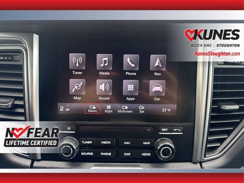 Used 2017 Porsche Macan S w/ Premium Package Plus image 33