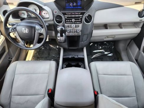 Used 2015 Honda Pilot LX image 12