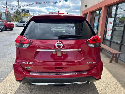 Used 2017 Nissan Rogue SV AWD/4WD image 5