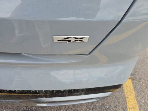 Used 2023 Kia Sorento SX image 5