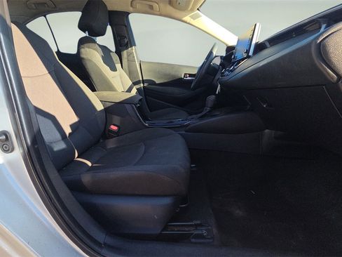 Used 2021 Toyota Corolla LE image 13