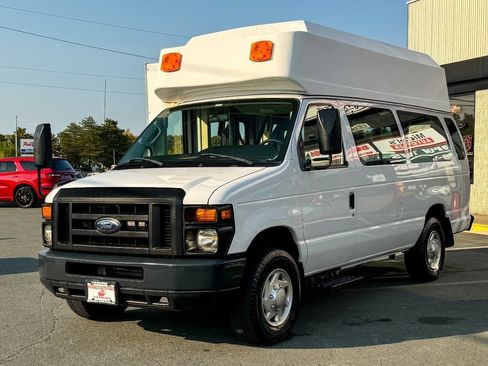 Used 2011 Ford E-350 and Econoline 350 Extended Super Duty w/ PWR Group RWD image 13