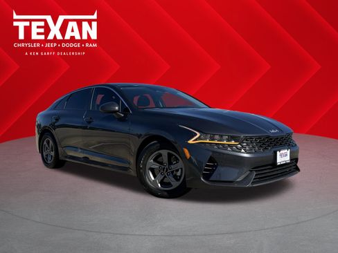 Used 2023 Kia K5 LXS image 1