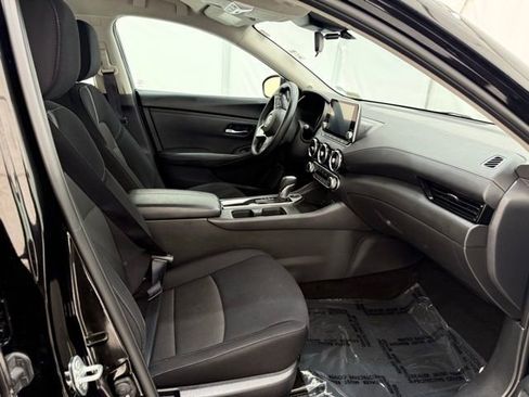 Used 2023 Nissan Sentra SV image 13