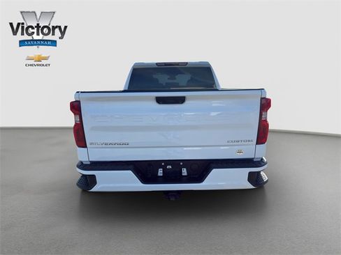 Used 2024 Chevrolet Silverado 1500 Custom image 7