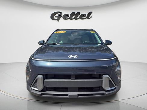 Used 2025 Hyundai Kona SEL AWD/4WD image 2