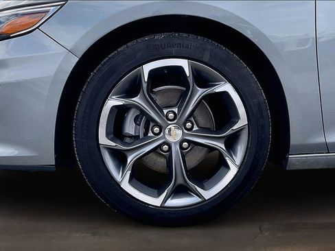 Used 2024 Chevrolet Malibu LT image 33