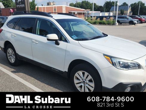 Used 2016 Subaru Outback 2.5i Premium AWD/4WD image 1