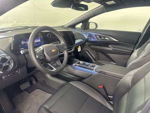 New 2026 Chevrolet Equinox EV LT AWD/4WD image 19