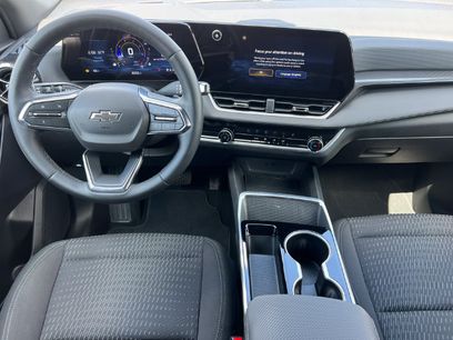 Used 2025 Chevrolet Equinox LT w/ Safety and Technology Package