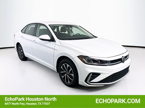Used 2025 Volkswagen Jetta S FWD image 1
