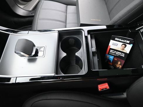 New 2026 Land Rover Range Rover Evoque S image 25