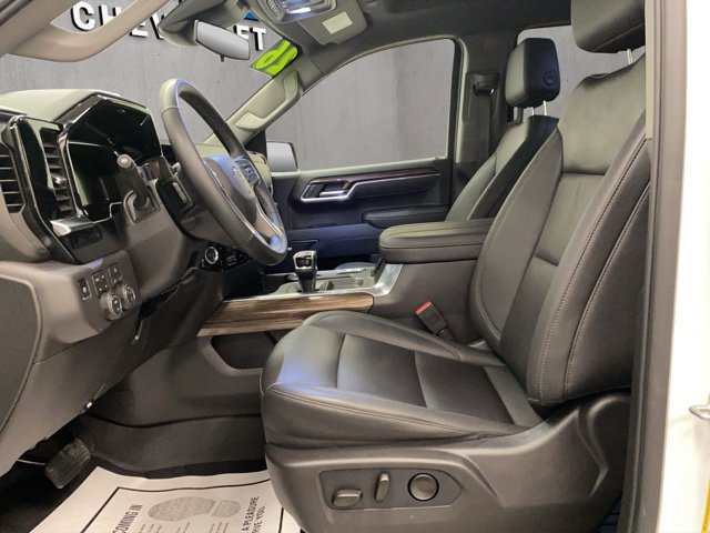 Used 2026 Chevrolet Silverado 1500 RST w/ Convenience Package II AWD/4WD image 7