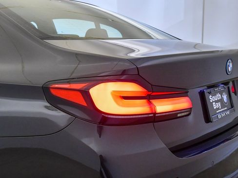 Certified 2023 BMW 530e 530e iPerformance w/ Premium Package image 12