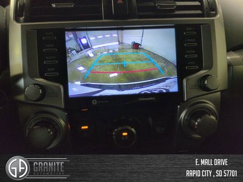 Used 2022 Toyota 4Runner SR5 AWD/4WD image 20