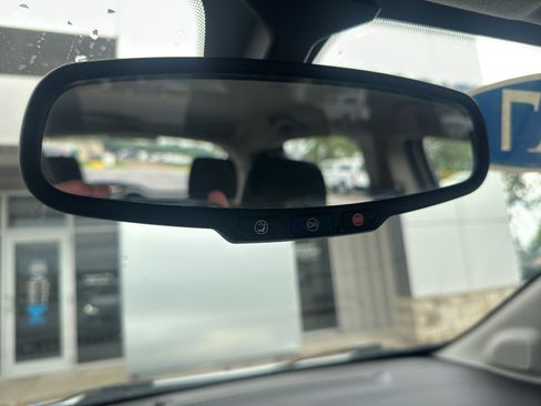 Used 2017 Chevrolet Sonic LT FWD image 11