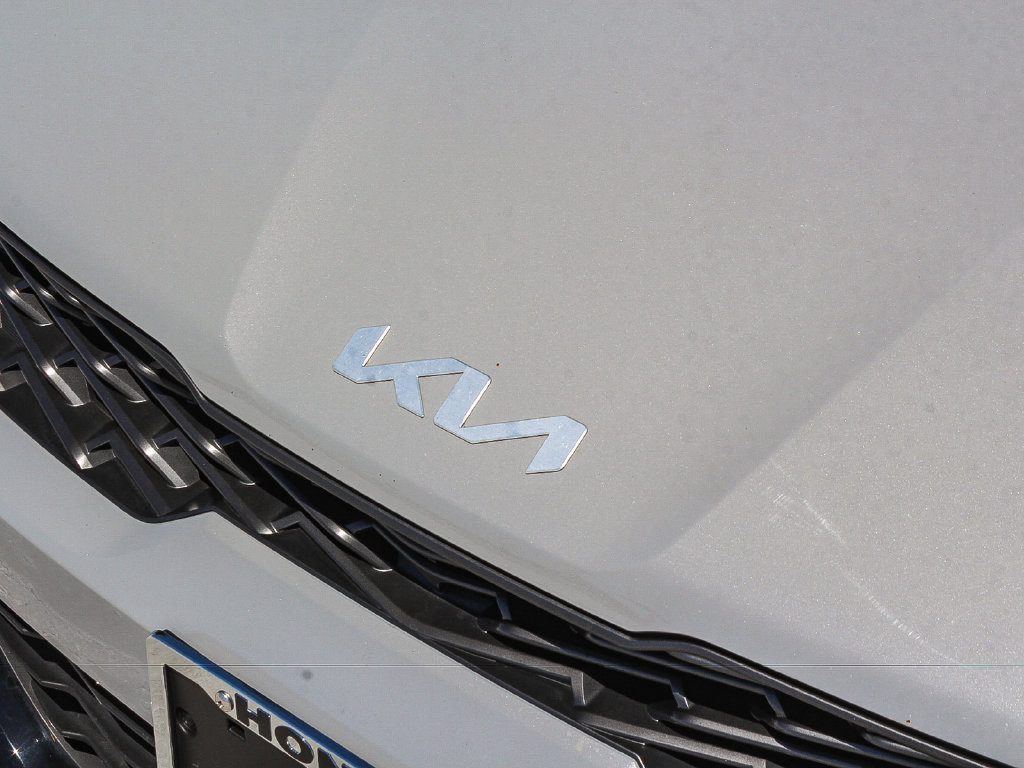 Used 2022 Kia K5 GT-Line AWD/4WD image 12