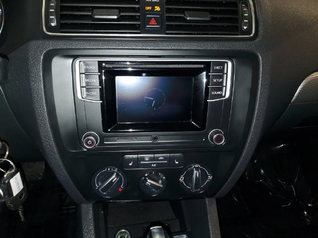 Used 2017 Volkswagen Jetta S FWD image 19